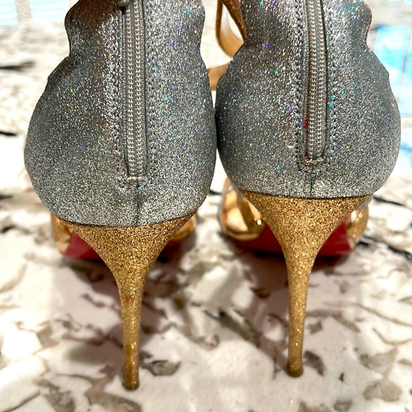 Christian Louboutin Metallic Glitter
Mariniere Caged Sandals - Picture 11 of 12